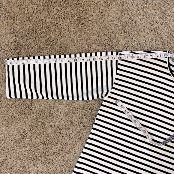 Tuckernuck Striped 3/4 Sleeve Top - Picture 6 of 6